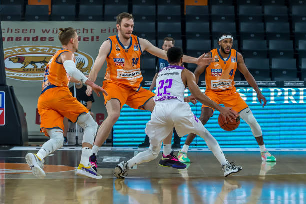 职业生涯的 职业生涯的