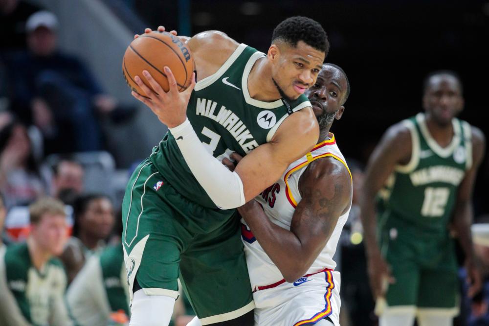 场上做出调 场上做出调